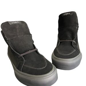 NEW Straye Hiland Black Black new in box Sz7.5 Sz6